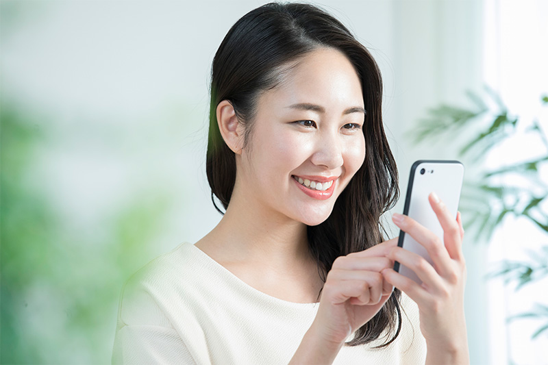閲覧行動、購買履歴など、顧客データを活用し、パーソナライズしたメッセージを作成
