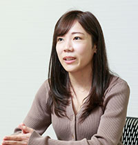 鷹野藍様お写真